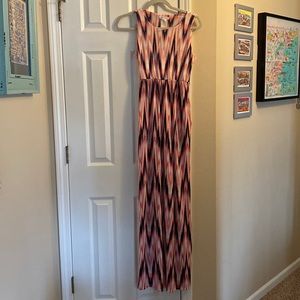 NWOT Honey & Lace, Pink and Blue Printed Maxi. Size Medium